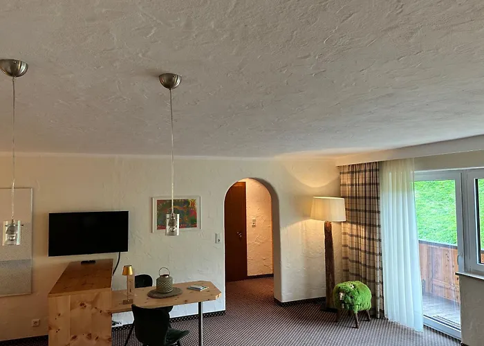 W6 Haus Ganghofer لوتاش